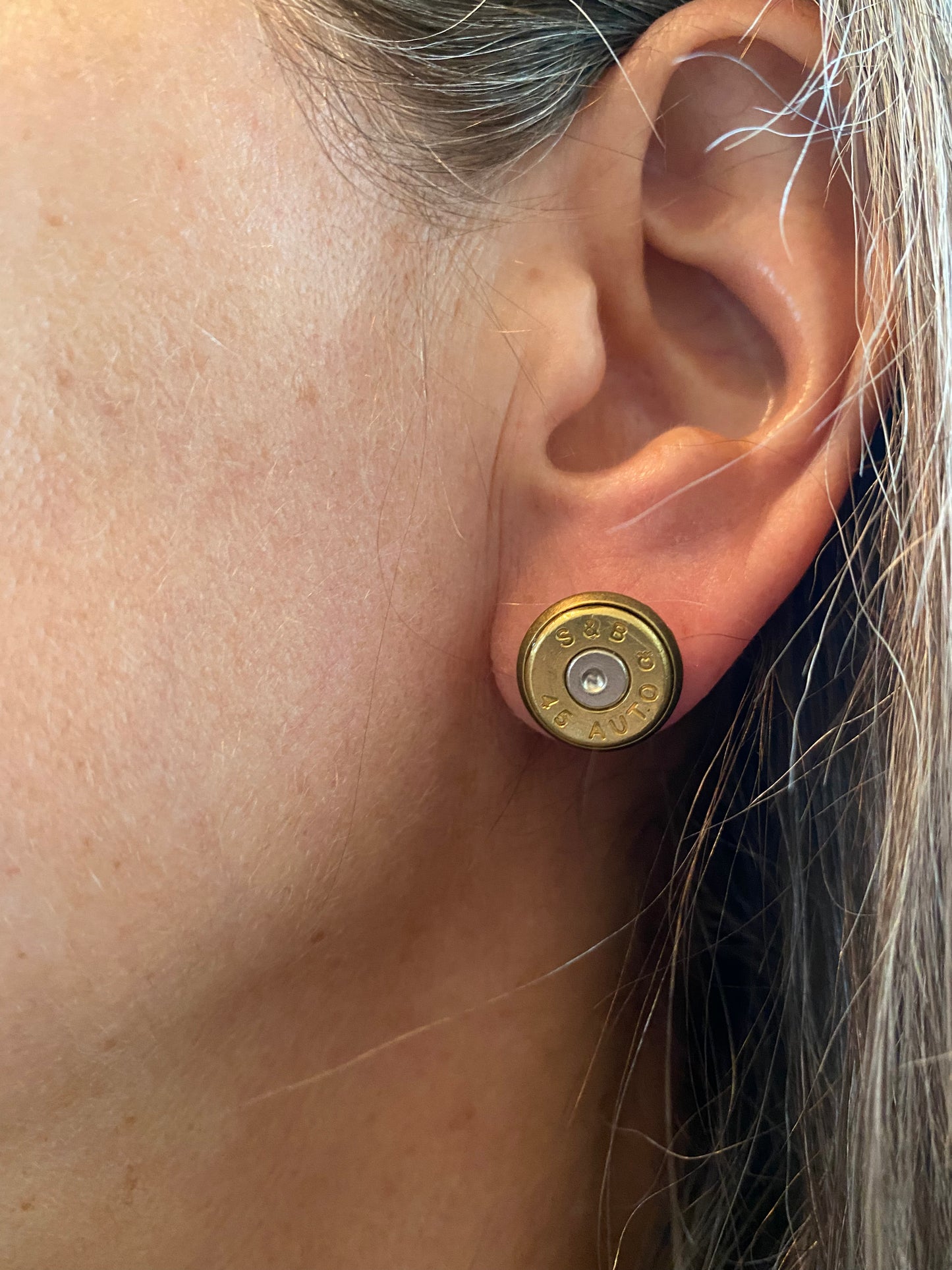 .45 Stud earring with silver primer