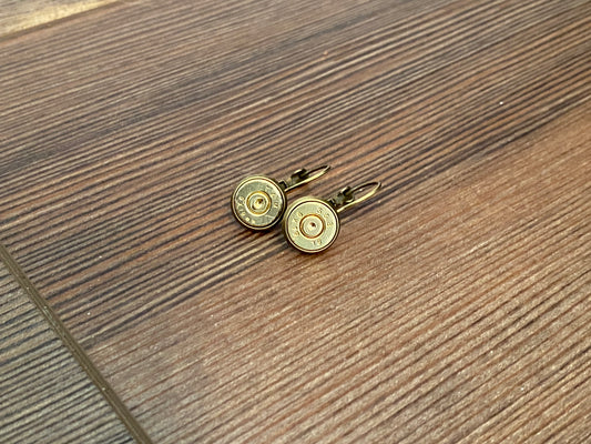 9mm Dangle earring with gold primer