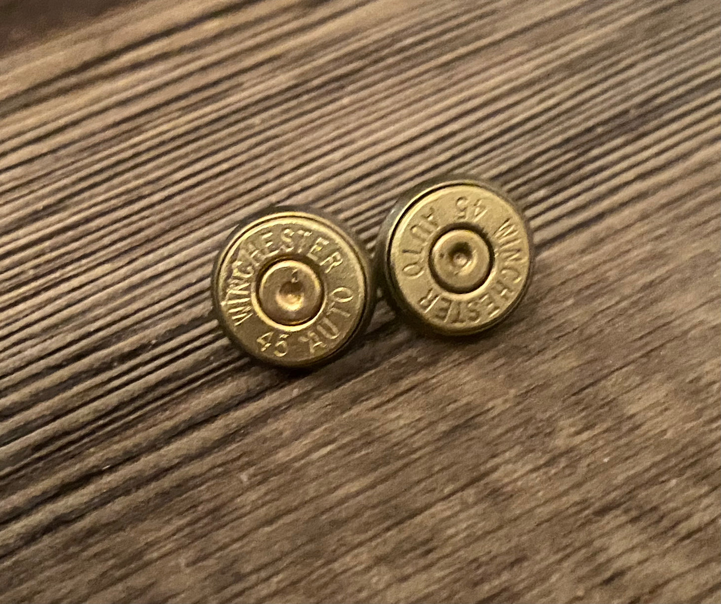 .45 Stud earrings with gold primer